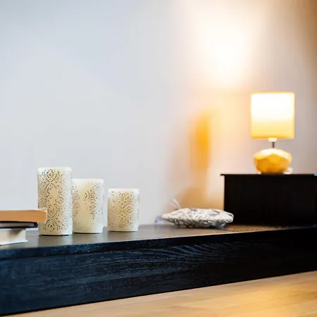Gold Kalman Apartment