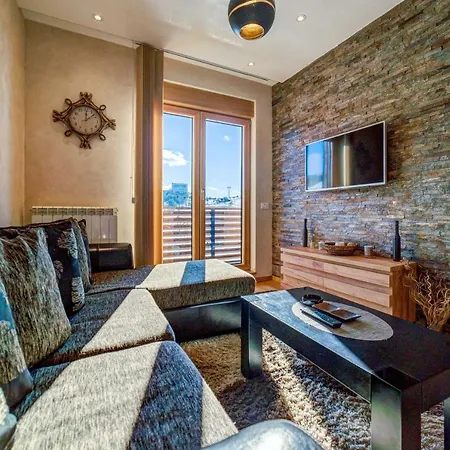 Gold Kalman Apartment